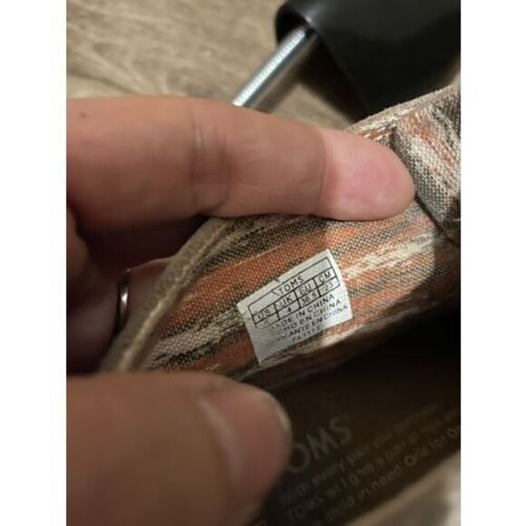 TOM'S Taupe Suede Lace Up Wedge Ankle Bootie Boots Womens Size 6 Model 741115 - Picture 12 of 12